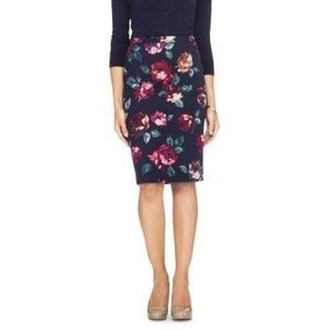 🎉MUST GO🎉 Merona women floral print pencil skirt